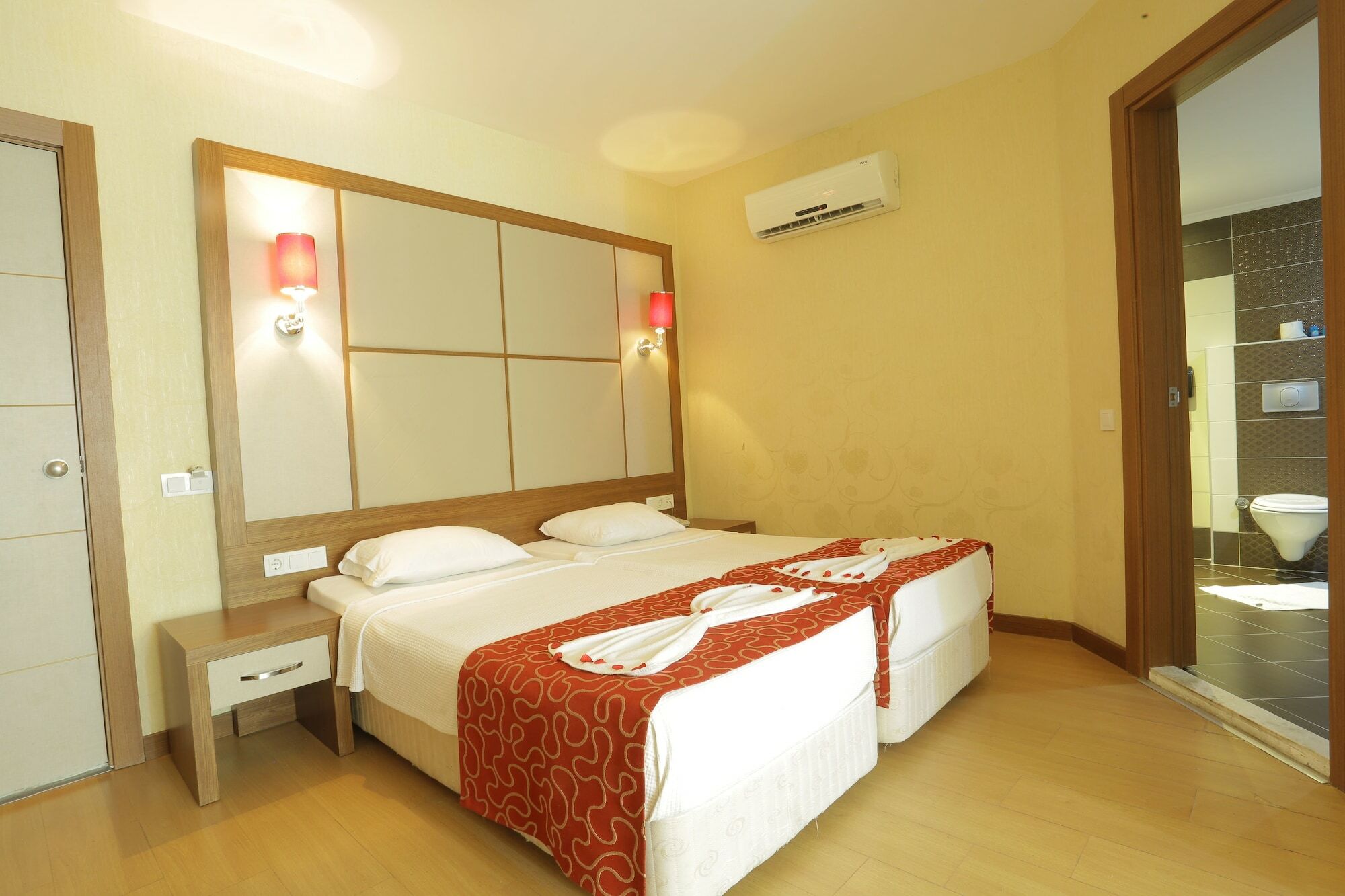 Cleopatra Golden Beach Hotel Alanya Exterior photo